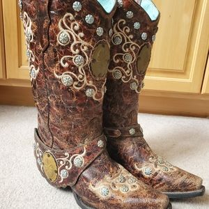 Corral boots Size 9